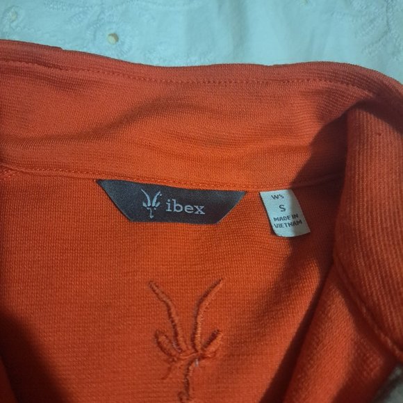 SOLD- Ibex Merino Wool Vest- small - Picture 3 of 4